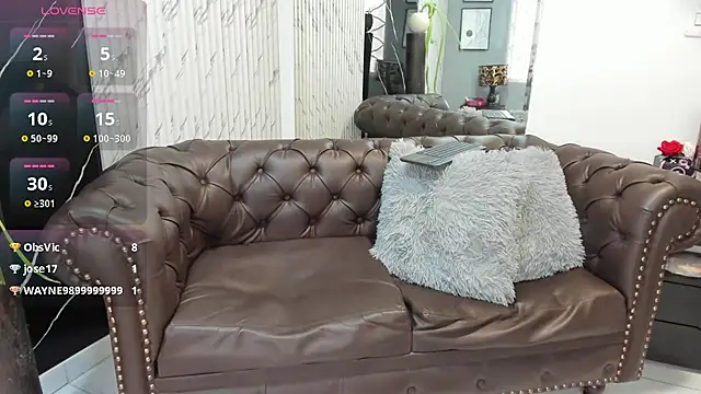 OliviaWilliamm's Live XXX Chat
