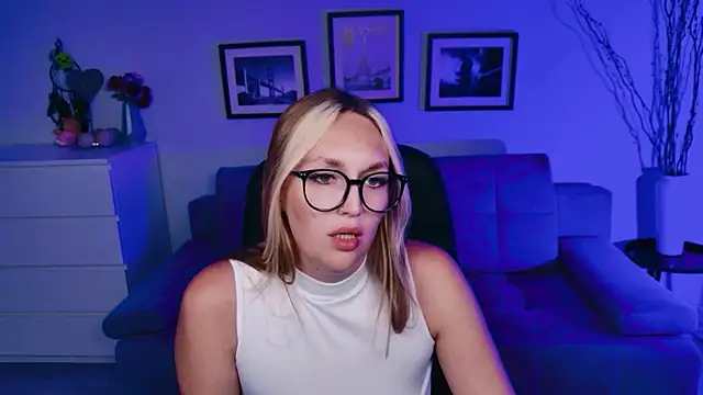 Živý XXX chat EvieMagical