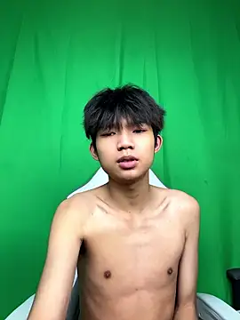 -OvO- – Naživo XXX chat