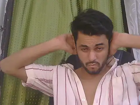 Stubborndesiboy's Live XXX Chat