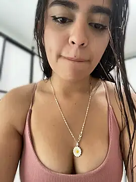 Chat XXX Live Alina-KITTY