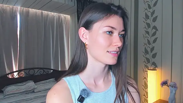 XXX chat uživo modela JulissaLipoma