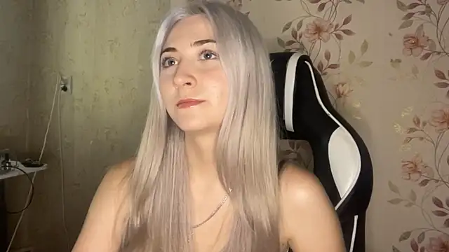 Chat +18 de WhitePowerGirl ao vivo