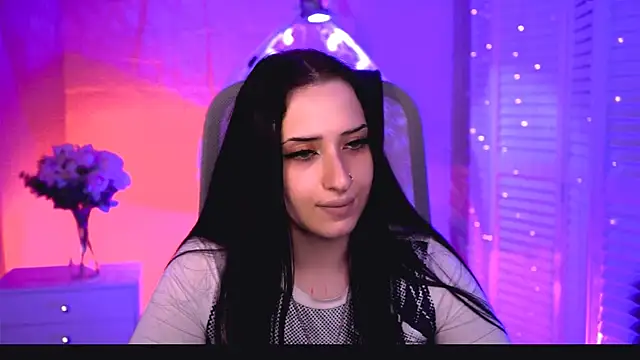 Онлайн чат XXX MonicaLowes