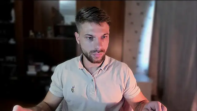 XXX chat uživo modela Tony_Wolf