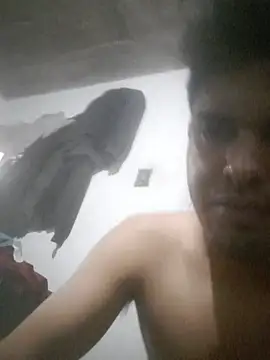 Aguilarcruzkevin31's Live XXX Chat