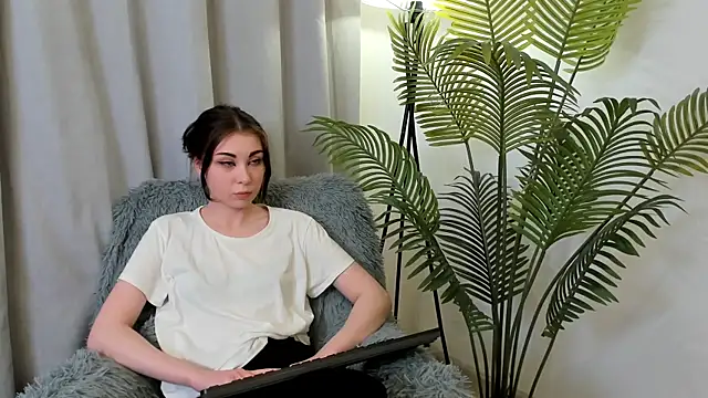 Chat XXX en directo de LauraleeSadiq