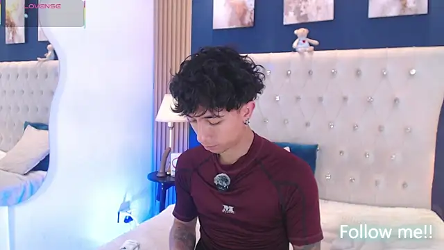 Aiden_Rivers_ 即時 XXX 聊天