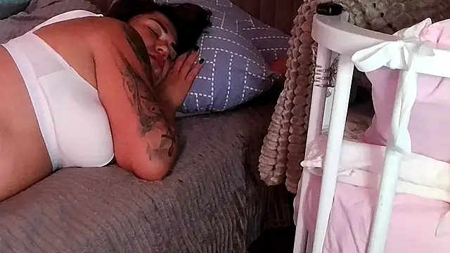 Chat +18 de miss_preggie ao vivo