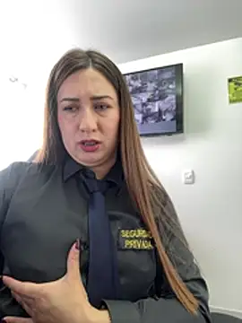 suzy-111 Adlı Modelin Canlı XXX Sohbeti