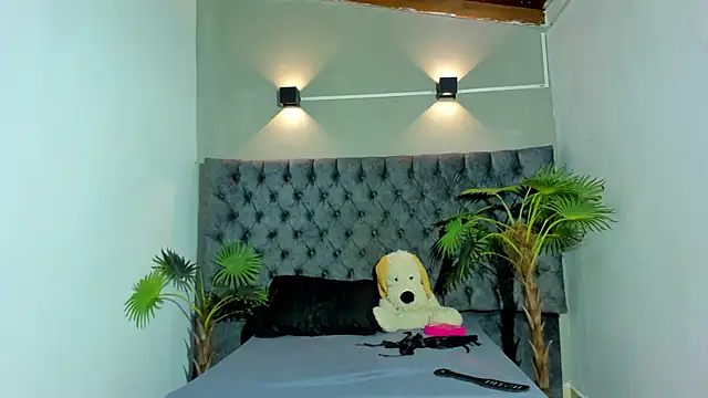 Salomon_koude Chat XXX live
