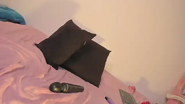 EmilyCutte Live XXX Chat