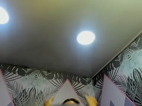 Chat XXX en directo de AlannaMore