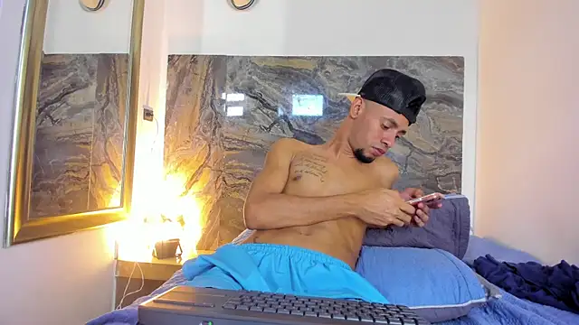 emanuel_26's Live XXX Chat