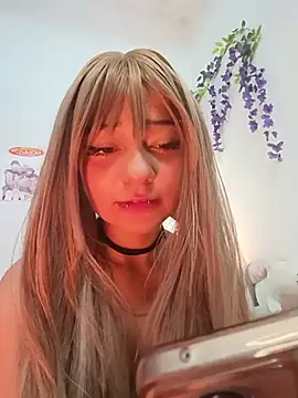 saki_nyanwn's Live XXX Chat
