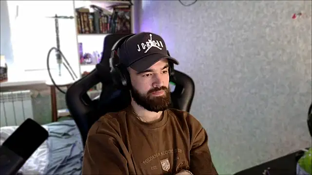 _Serious_Man Live XXX Chat