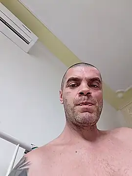 SIRMASTERDOMINATORXXL – Live XXX-chat