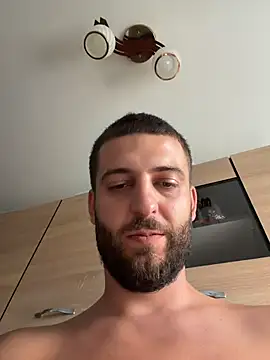 Pablo_Hornyguy95 Chat XXX in diretta