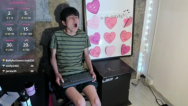 Alex_it0_ live XXX chat
