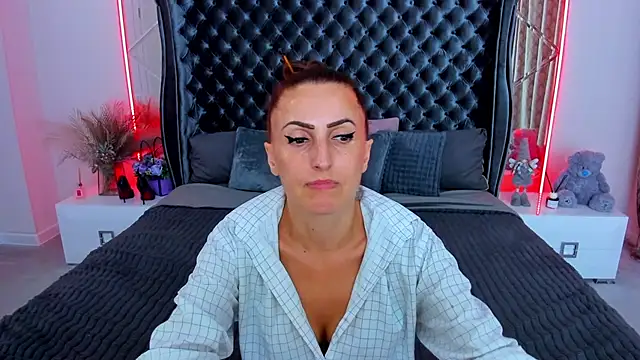 Živý XXX chat Rebecca_Diamond