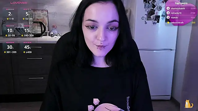 miura_moon Adlı Modelin Canlı XXX Sohbeti