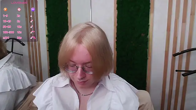 Amanda_Butlerr: онлайн-секс-чат
