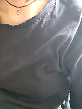Aashikalaa's Live XXX Chat