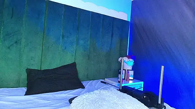 Czat XXX na żywo – Alana_Petite_