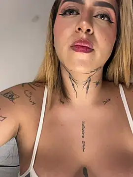 CarolQueen1_ live XXX chat