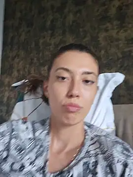 VirginPussySquirt – webcam-show