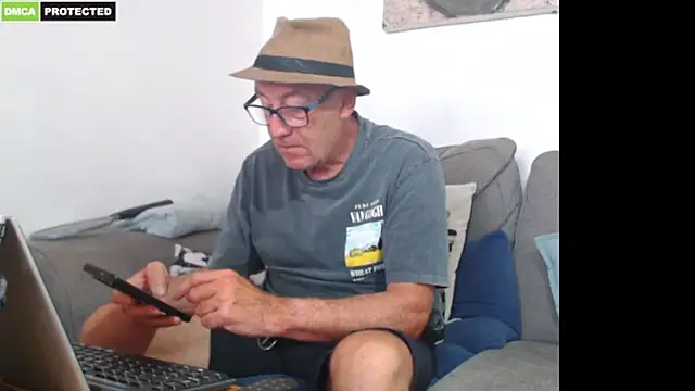 XXX chat uživo modela bluedae1