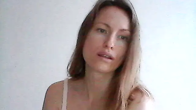 Chat XXX en directo de Nimetta