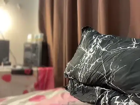Ur_ts_morenaxx Шоу с уебкамера