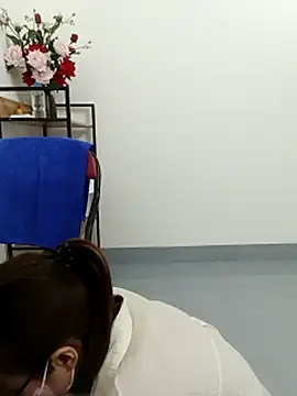 Lucky_girl_888_'s Live XXX Chat