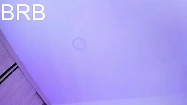 Chat +18 de _kimtorres__ ao vivo