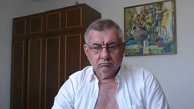 Онлайн чат XXX machomale3
