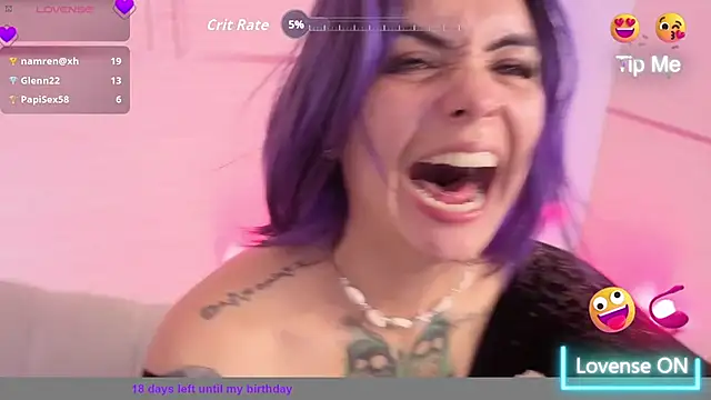 Chat XXX ao vivo de zarcasutra_t