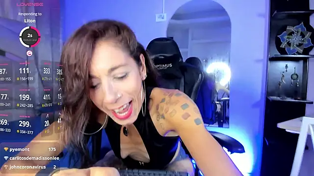 Živý XXX chat Maya_Storm_