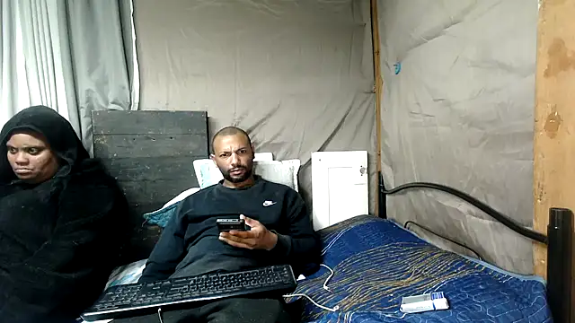 Chat +18 de Camodick ao vivo