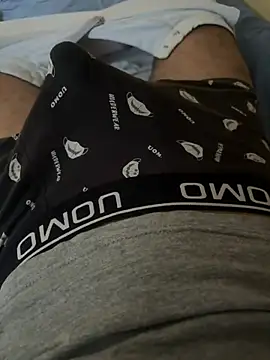 Chat +18 de cazzoduro32 ao vivo