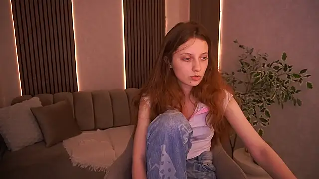 Chat +18 de CuteeFoxy ao vivo