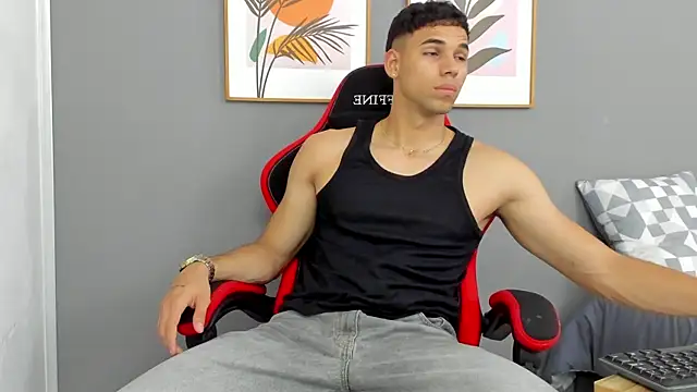 Chatroom XXX en direct de Santana_maximo