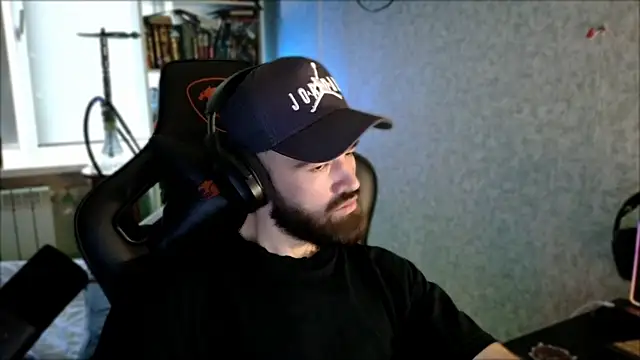 _Serious_Man Chat XXX live