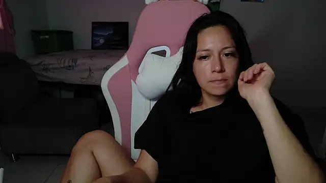 Chat +18 de MommyMiaWs ao vivo