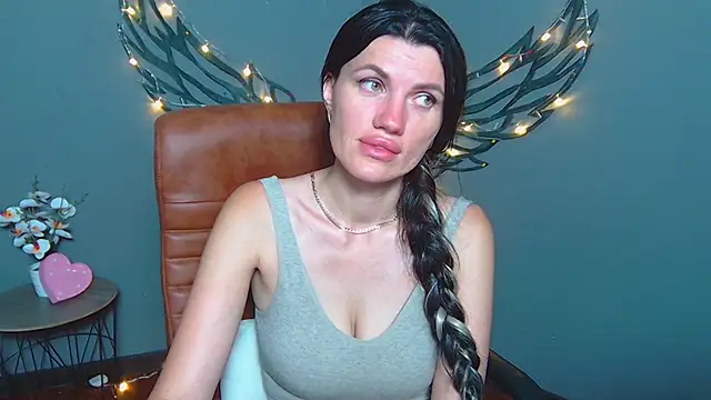 MilaLoona – Live XXX-chat