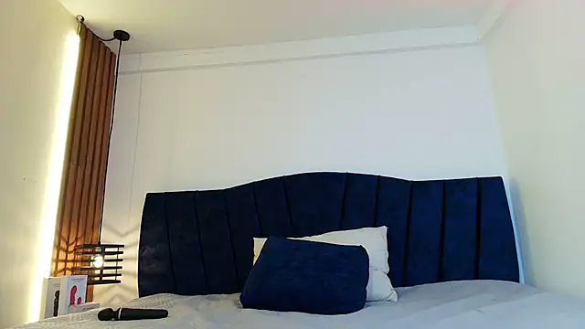 XXX chat uživo modela AmbarLee_