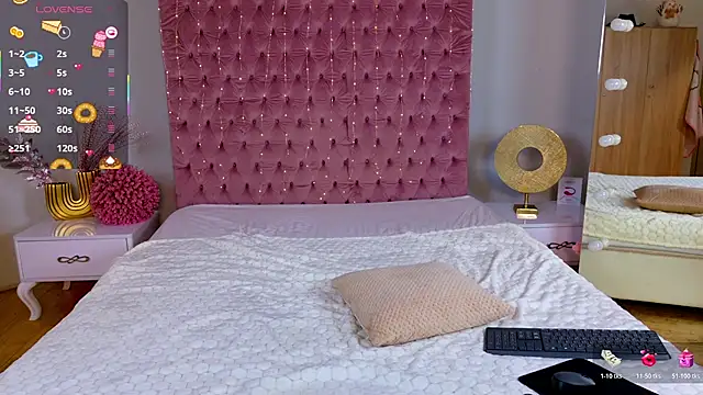 Živý XXX chat NikkiVelvets
