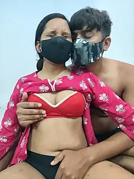 Chat +18 de Your___Riya ao vivo