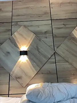 MiaBlonde1 Adlı Modelin Canlı XXX Sohbeti