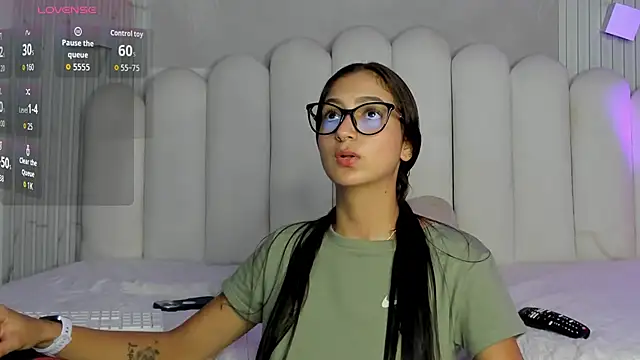 Chat +18 de _Sweet_lilly ao vivo